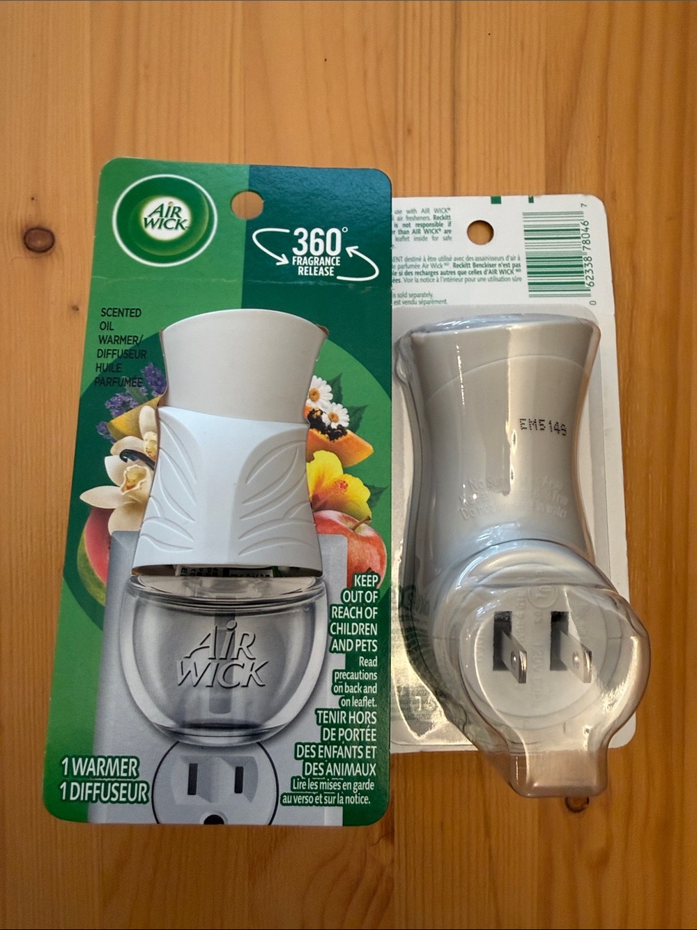 Set of 2 Air Wick White 360° Fragrance Oil Warmer Plug-In